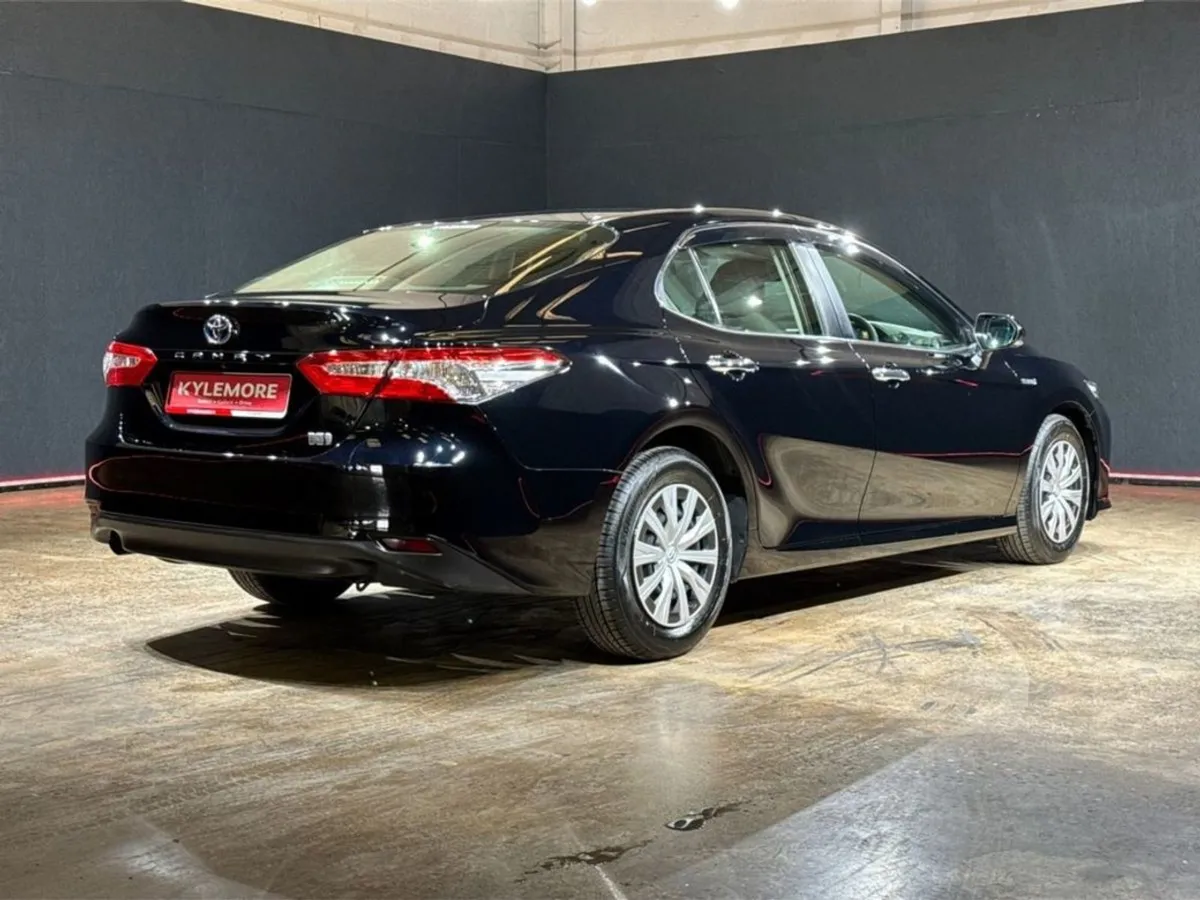 Toyota Camry 2.5 Hybrid - Automatic - X Edition - - Image 3
