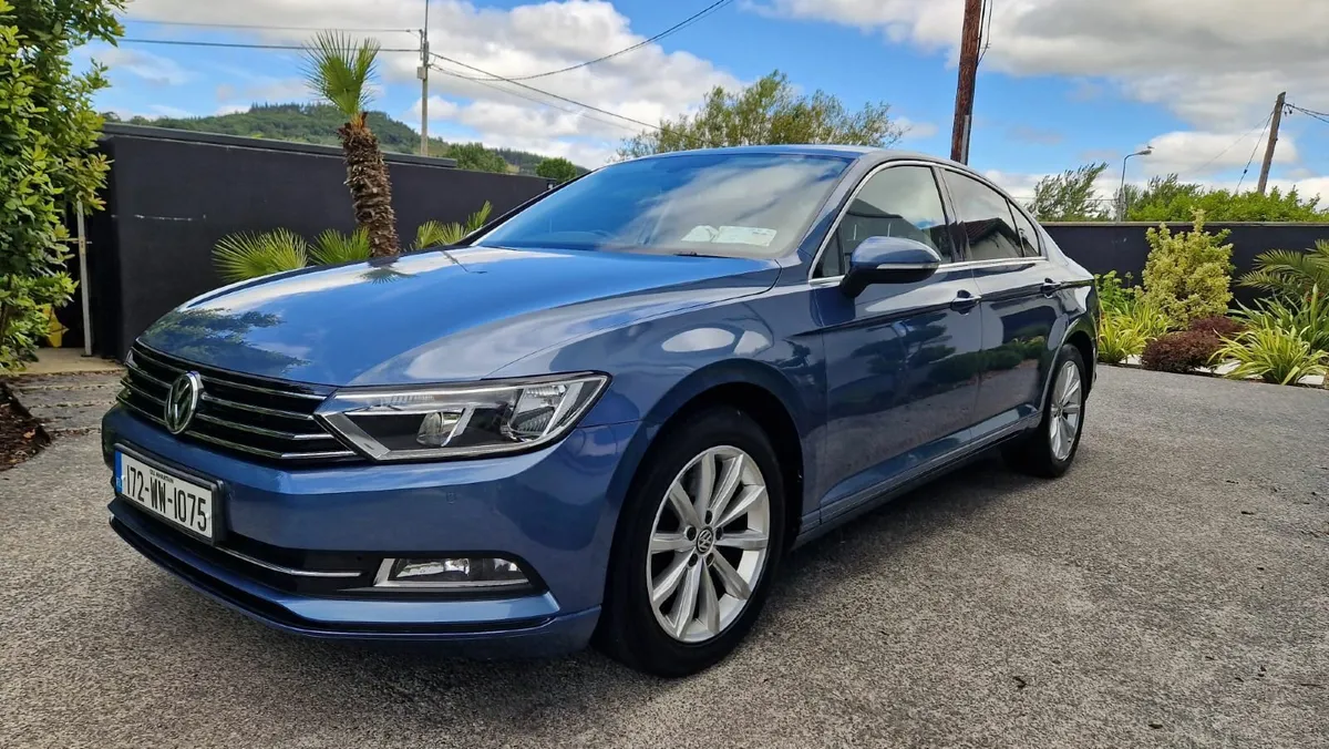 Volkswagen Passat 2017 - Image 1