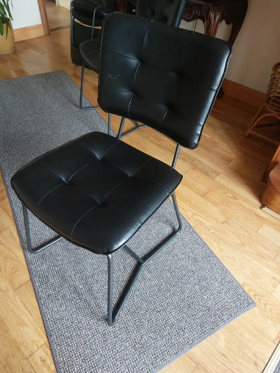 6 Dining room chairs. - Image 2