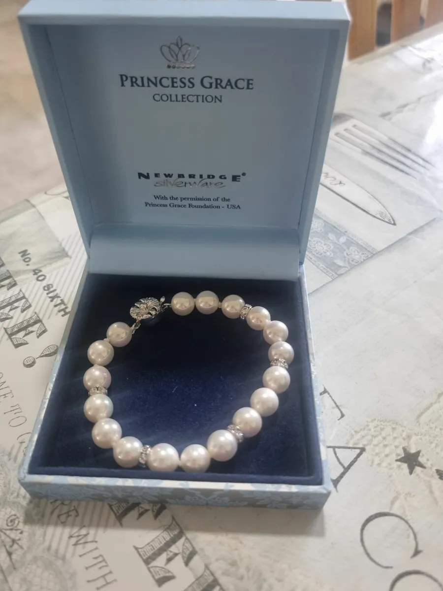 Newbridge Bracelet - Image 1
