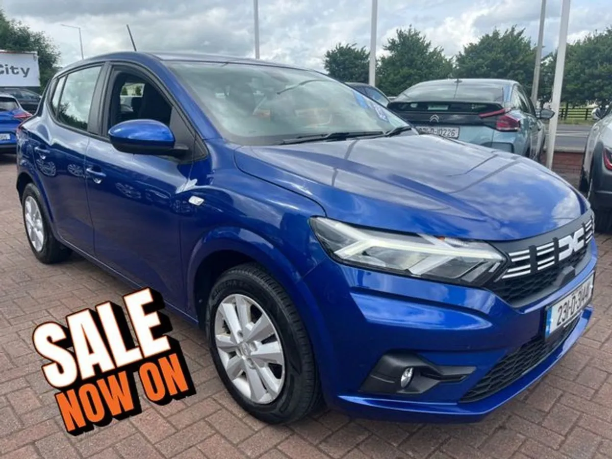Dacia Sandero Expression TCE 90 5SP NBI 5DR - Image 1