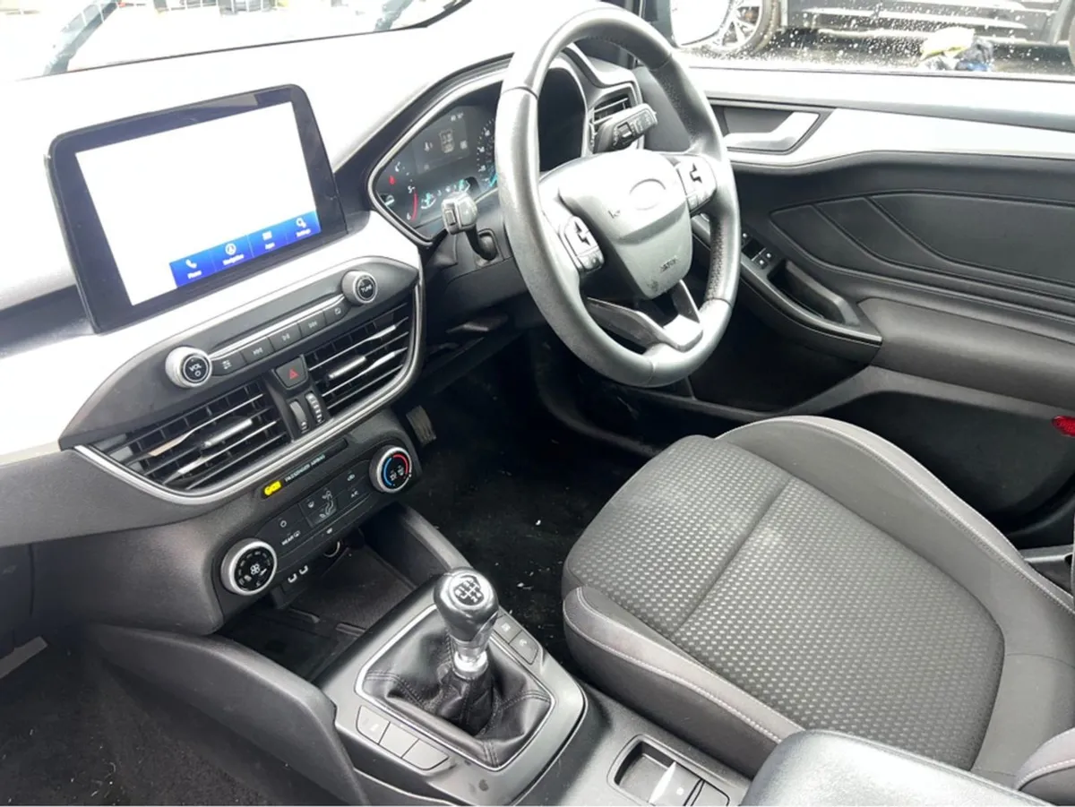 Ford Focus Zetec Tdci - Image 2