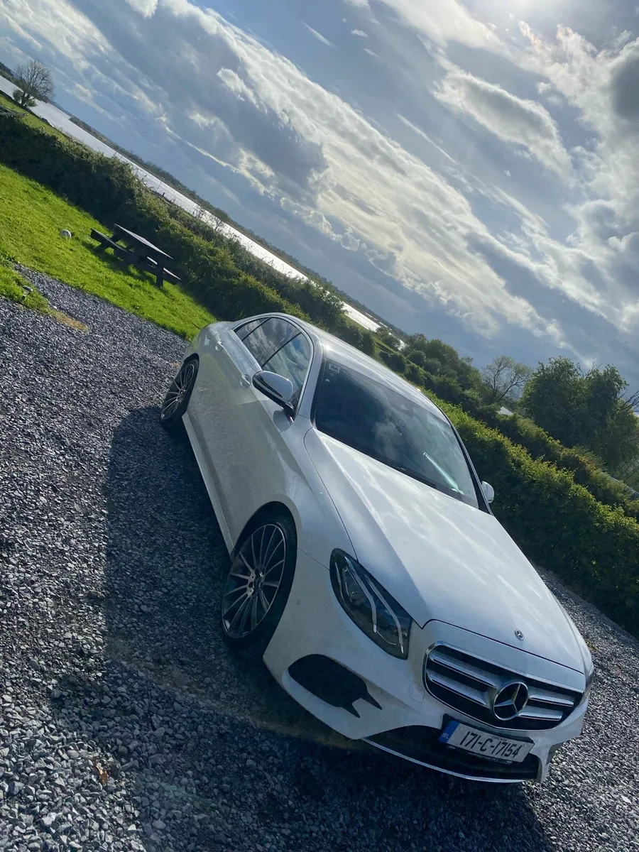 Mercedes-Benz - Image 2