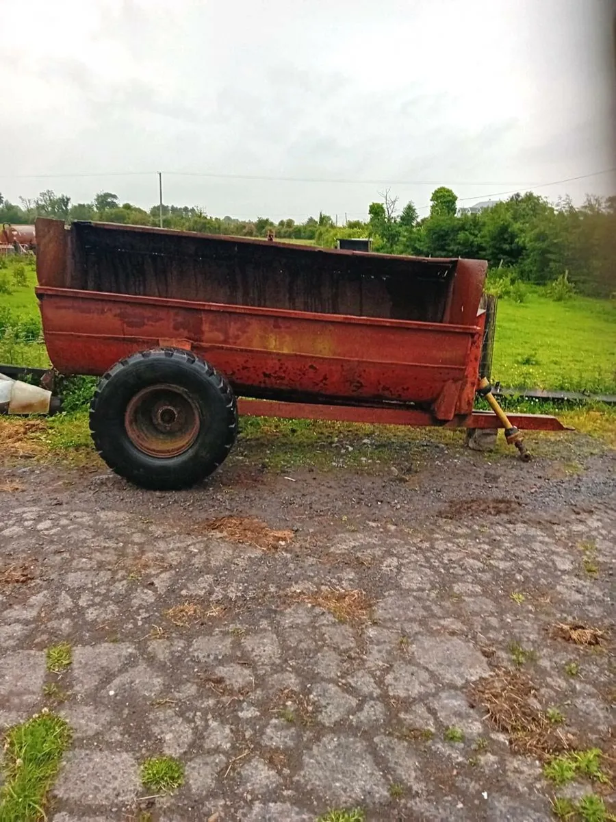 Spreader - Image 1