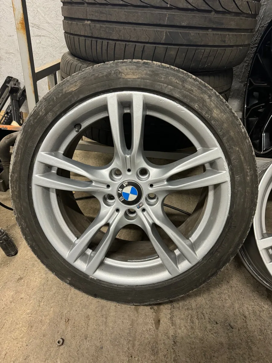 2 bmw 3 series m sport 18” alloys - Image 1