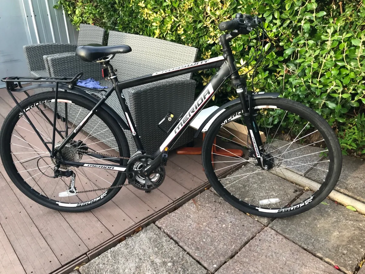 Merida Crossway Hybrid Bike - Image 3