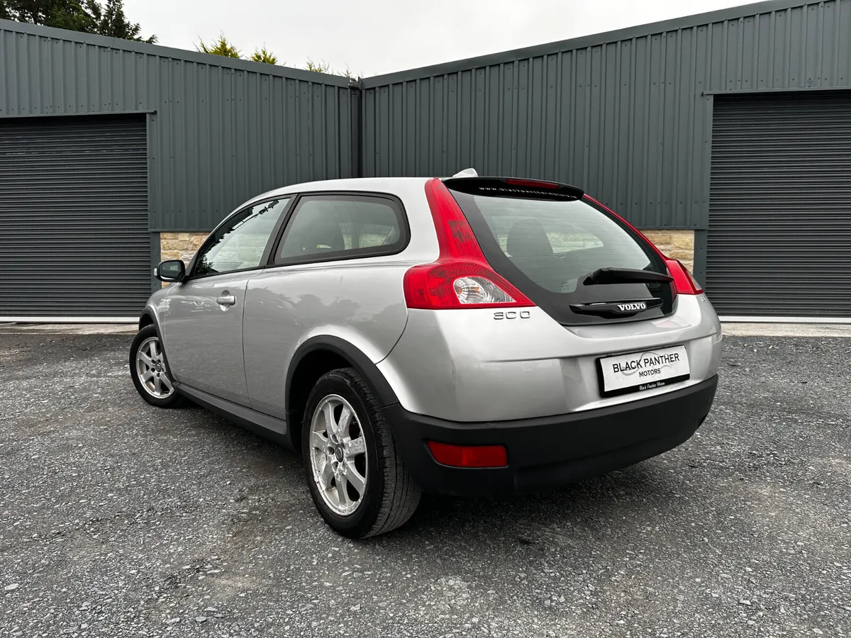 Volvo C30 08’ SPORT SPOTLESS W FRESH NCT - Image 3