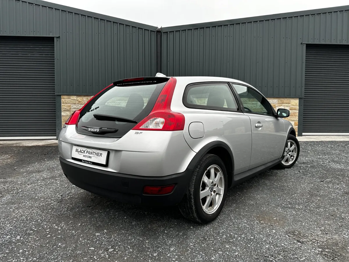 Volvo C30 08’ SPORT SPOTLESS W FRESH NCT - Image 4