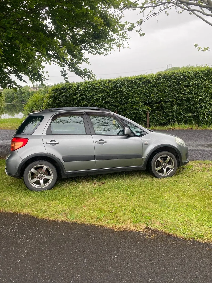 Suzuki SX4 - Image 2
