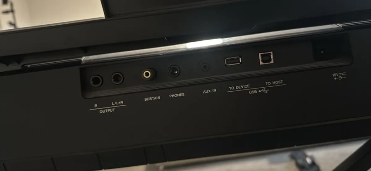Yamaha Psr-ew410 - Image 4