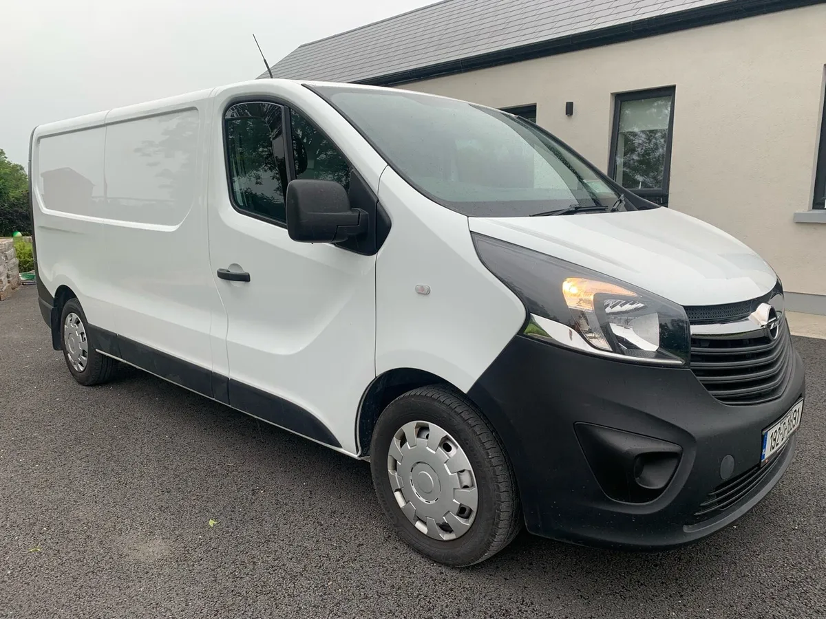 Opel Vivaro  Only 154kms …Spotless van - Image 2