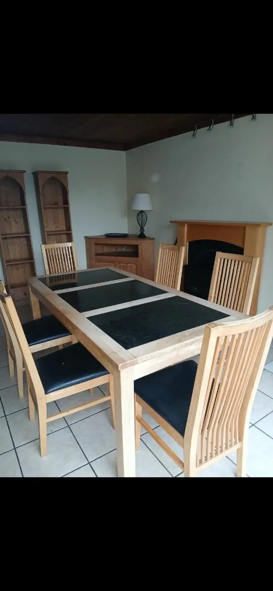 Dining Table and chairs - Image 1