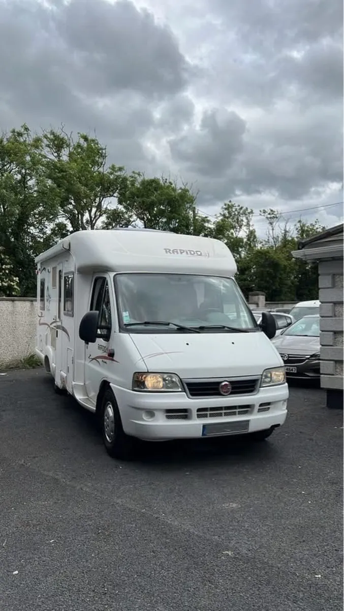 2005 Rapido 2,8Td low profile fix bed - Image 2