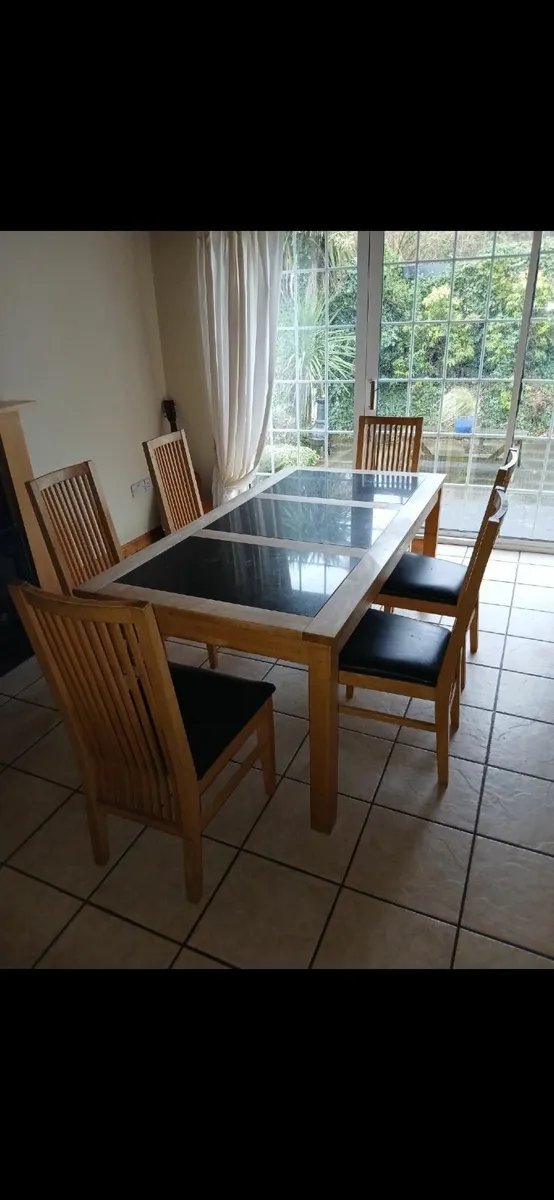 Dining Table and chairs - Image 2