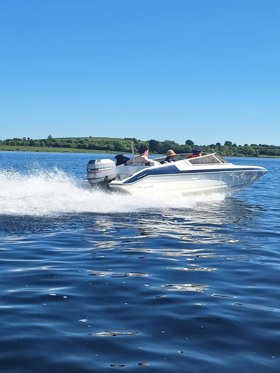 Picton Royal speed boat - Image 1