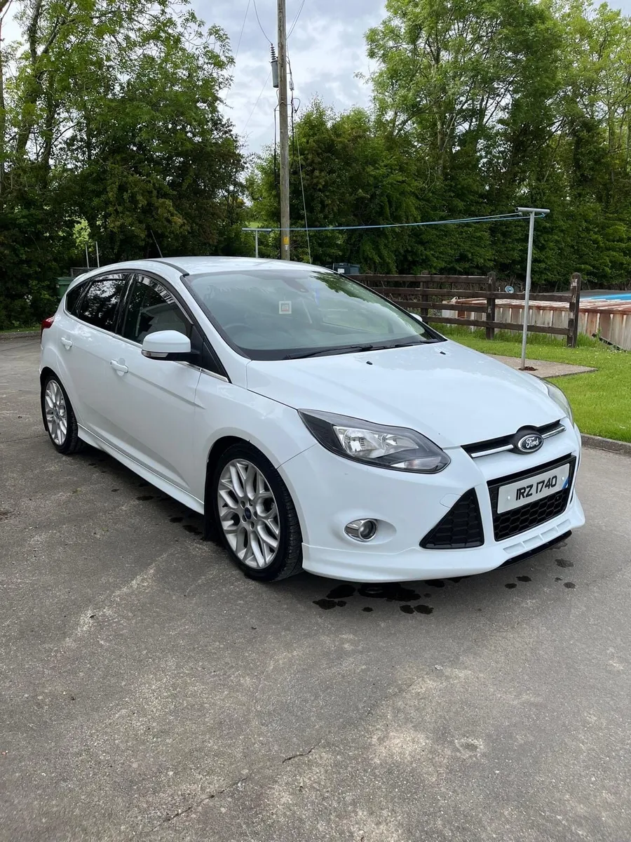 Ford Focus - Image 2