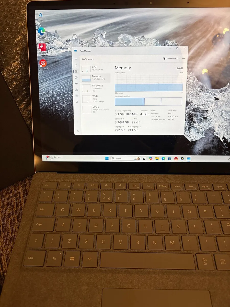 Microsoft Surface laptop - Image 3