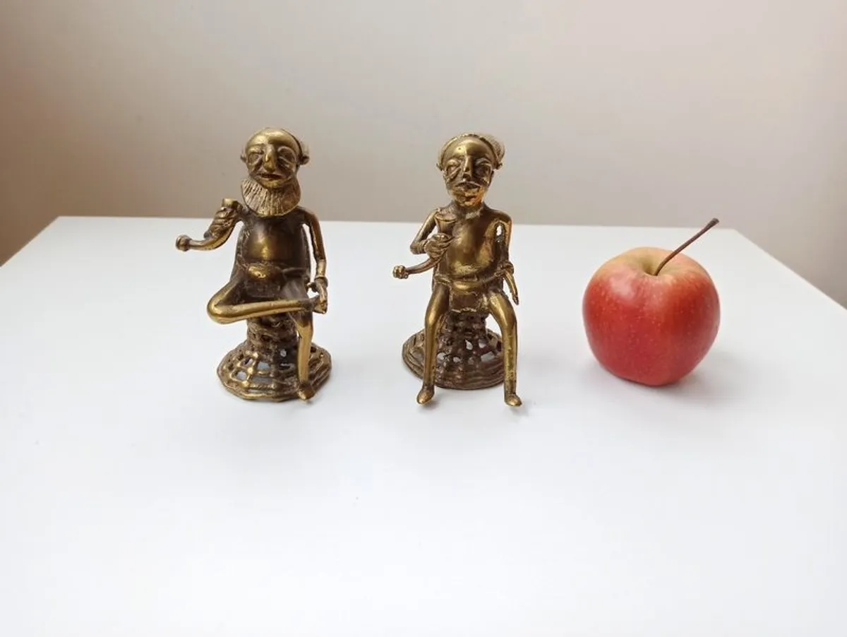 Two vintage solid brass figures  height 12cm - Image 1