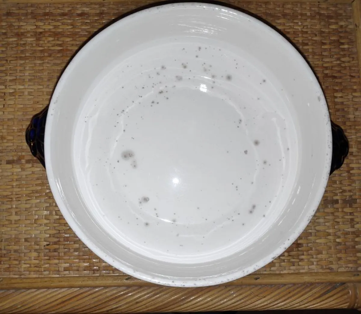 Losol Ware 2 vegetable tureens, blue & white with gilt accents - Image 4