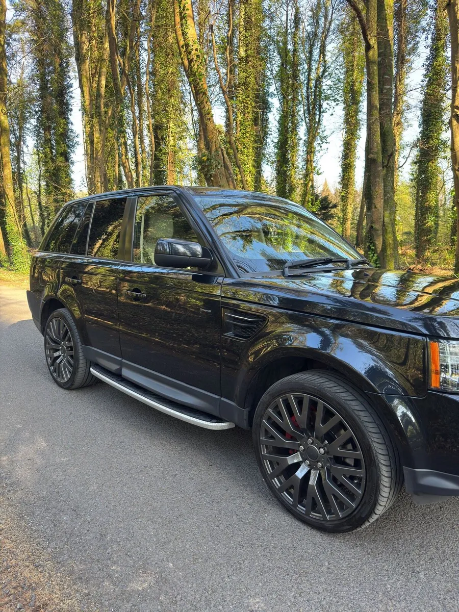 Range Rover HSE Sport 3.0L low mileage - Image 4