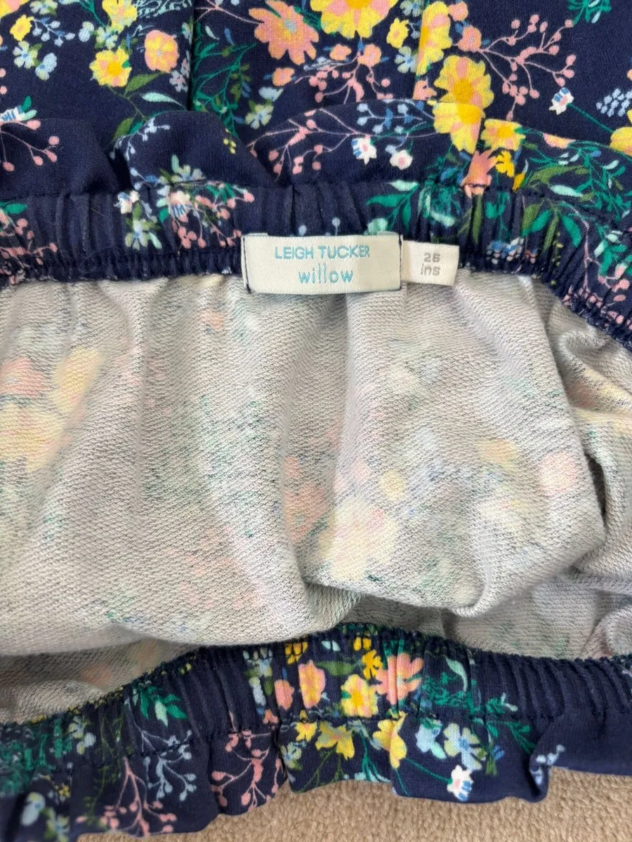 T-shirt and skirt set size XS and 12 - Image 3
