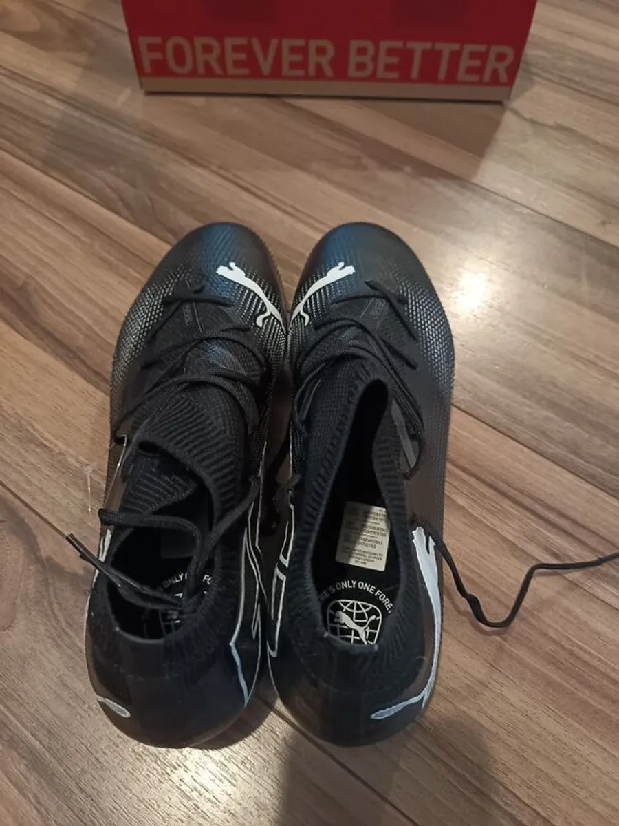 Football boots - Image 3