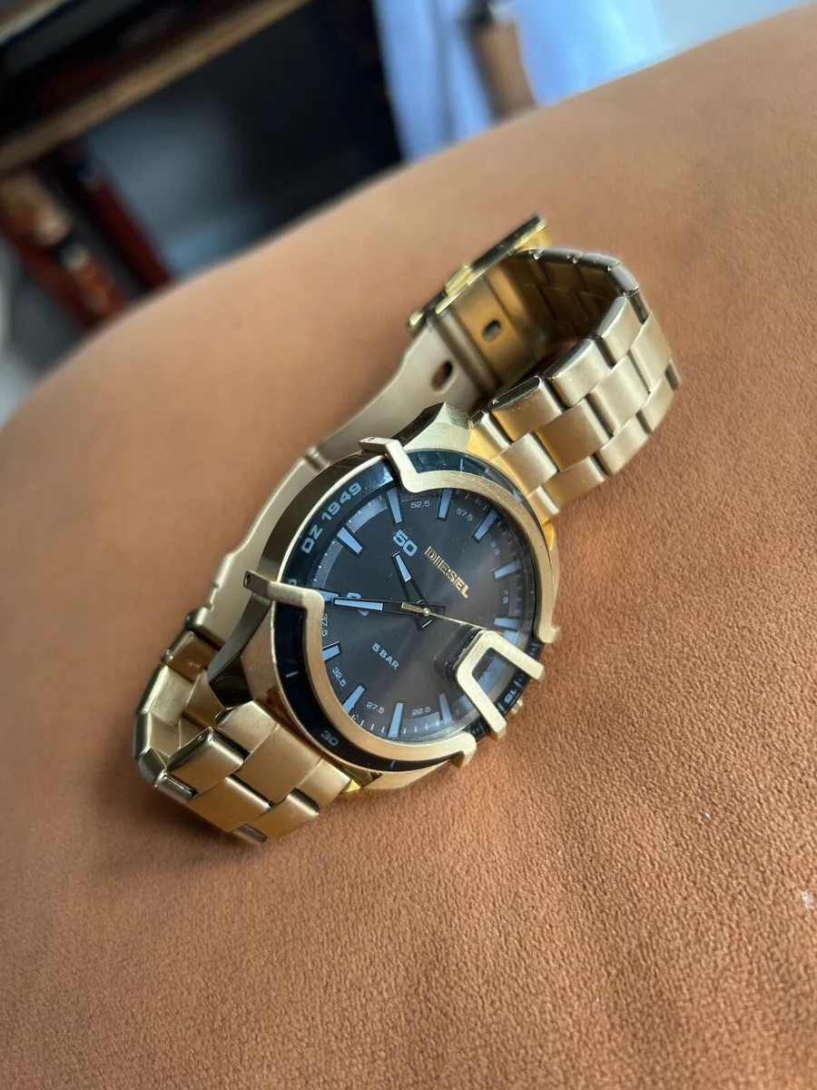 Diesel watch - Image 1