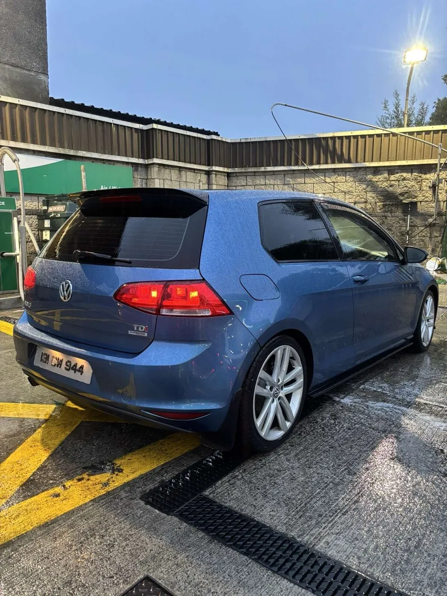 Volkswagen mrk7 golf - Image 2