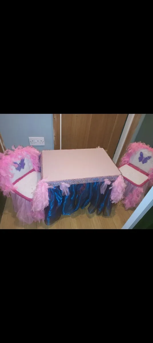Newly upcyled little girls table and chairs - Image 1