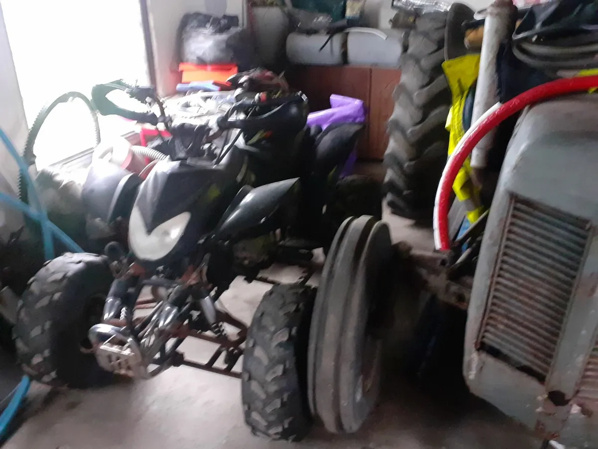 Hurricane 250 quad - Image 1