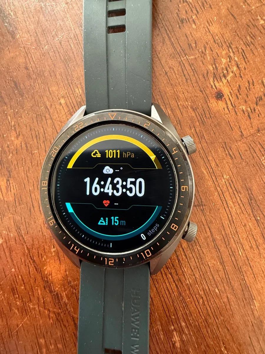 HUAWEI GT3 smart watch. - Image 4
