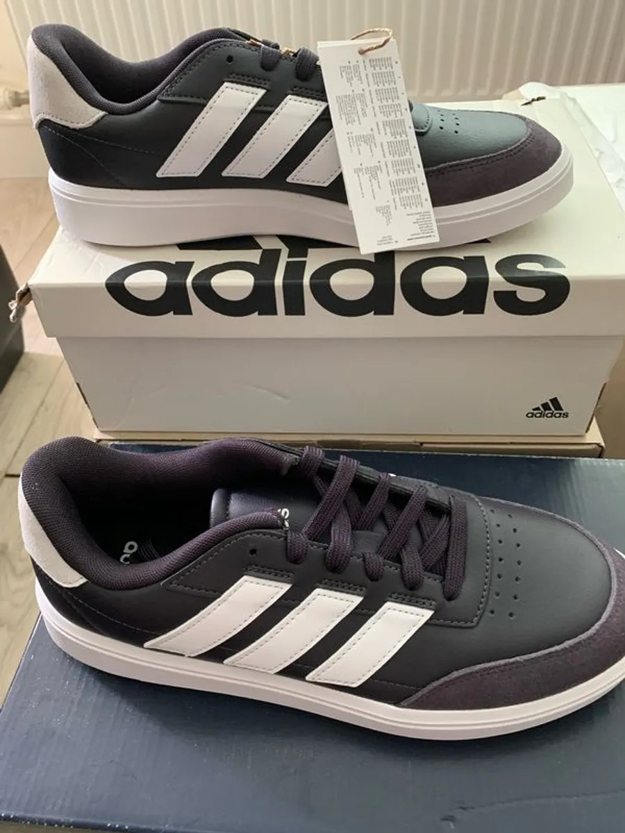 Trainers - Image 1