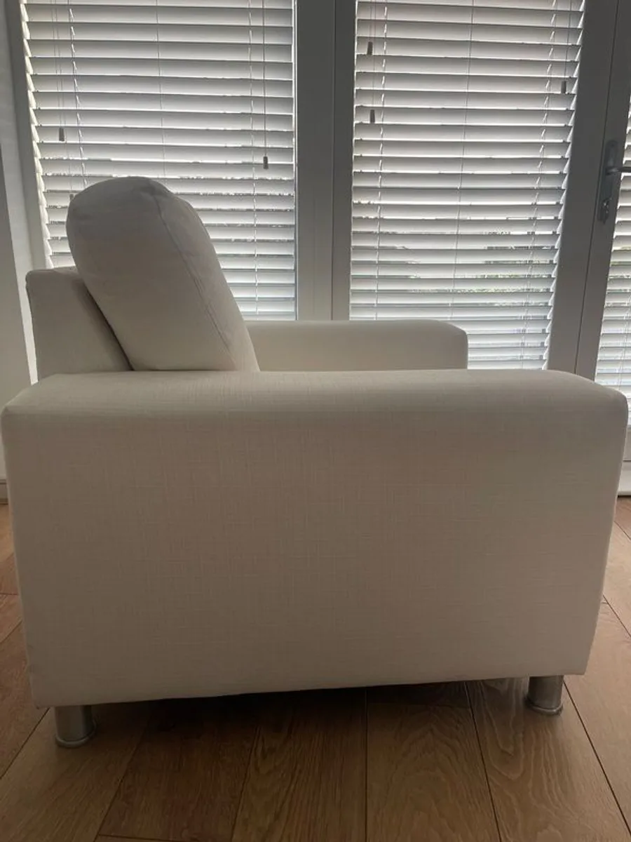 White Armchair for sale - Frank McGowan - Image 4