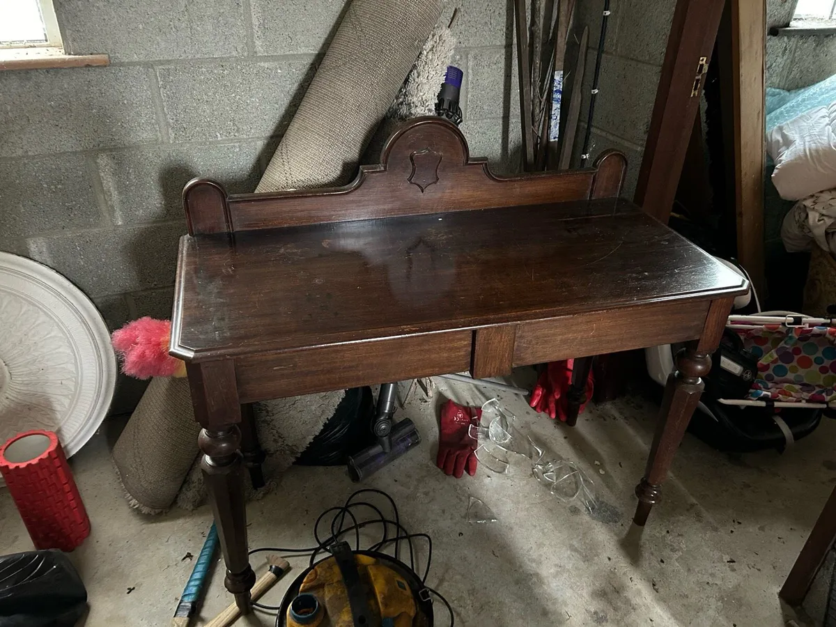 Sideboard