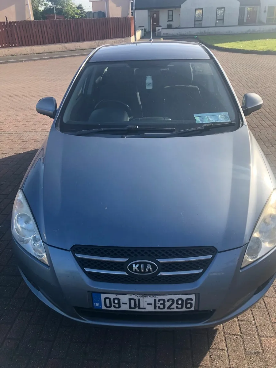 Kia Ceed 2009 - Image 1