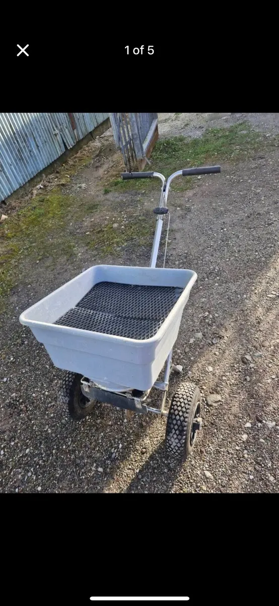 Salt /seed spreader - Image 1