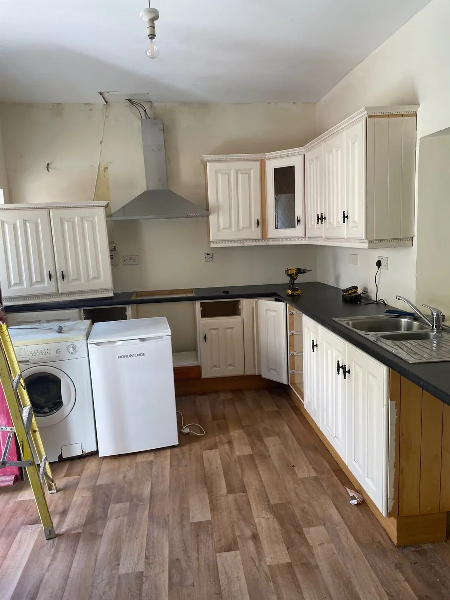 Kitchen - Image 3