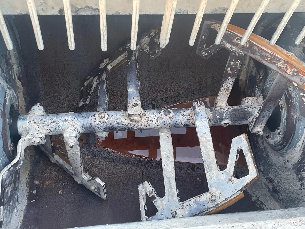 Plastering machine - Image 2