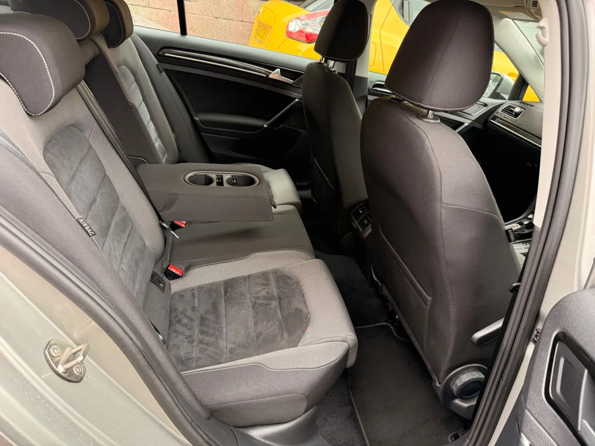 Volkswagen Golf 2015 1.4  HIGHLINE Tsi Automatic - Image 4
