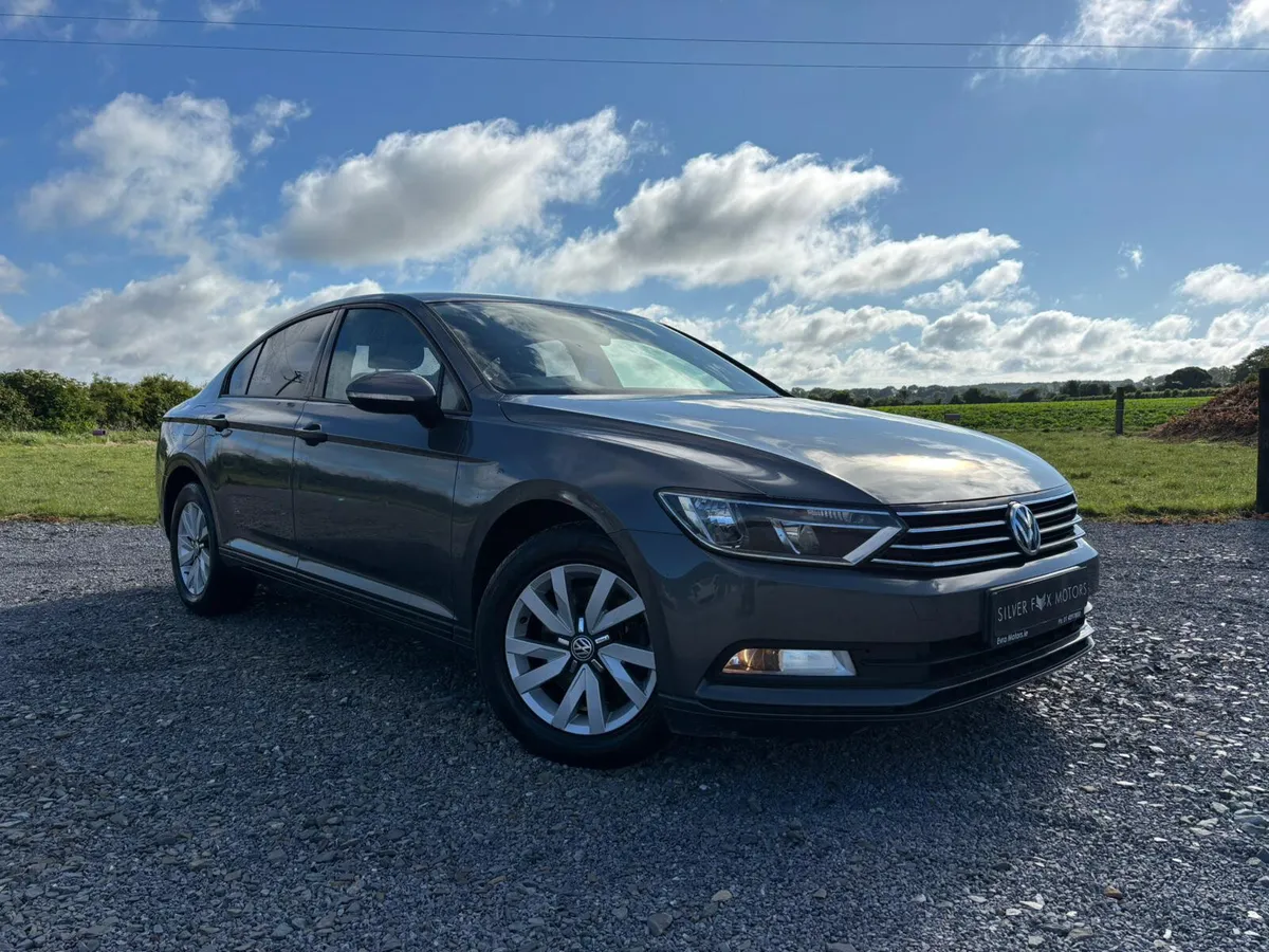 Passat 152 Comfortline,  full serv. hist., fresh n - Image 3