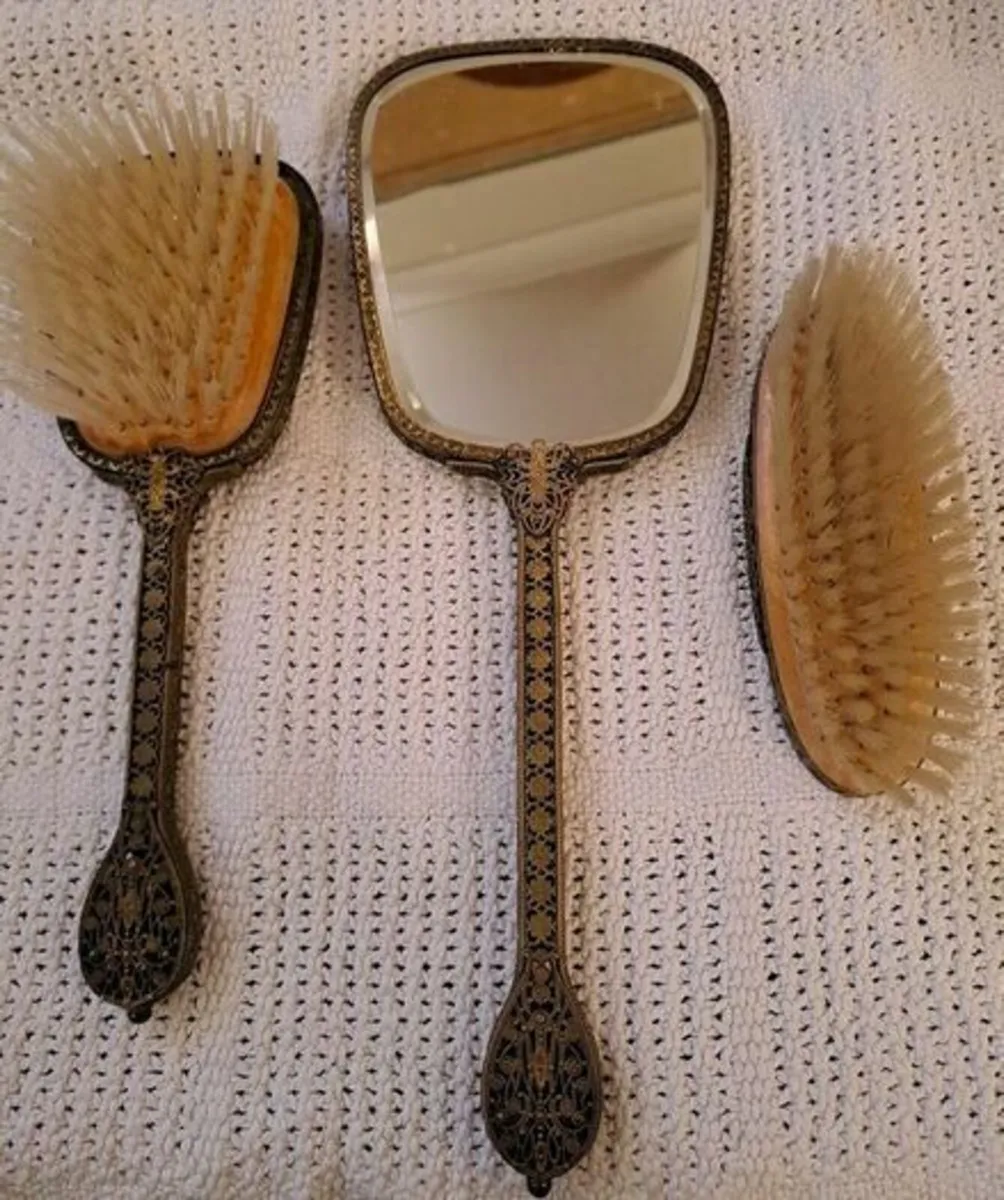 Regent of London vanity set - Image 2