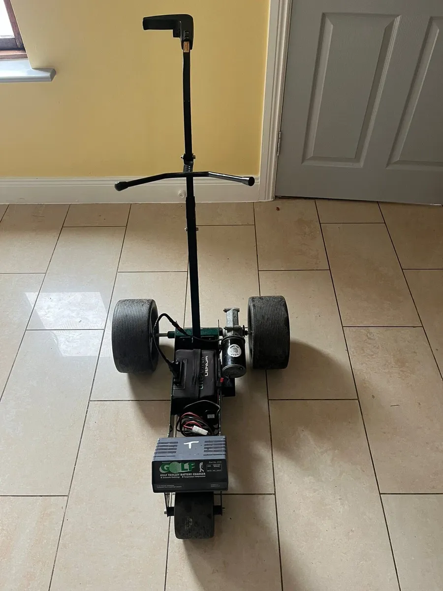 Golf trolley - Image 1