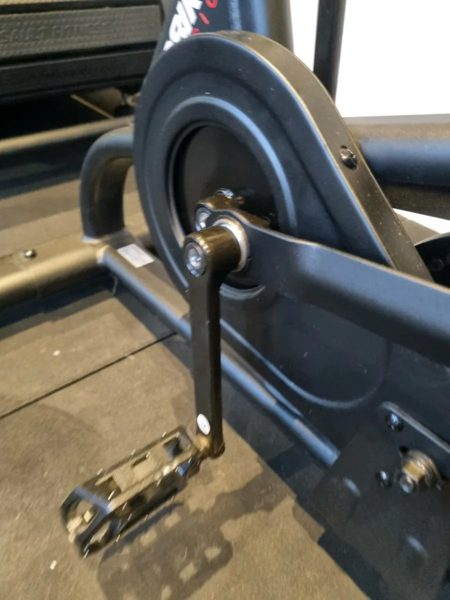 Assault fitness bike (immaculate) - Image 4
