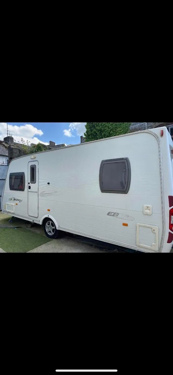 Caravan - Image 1