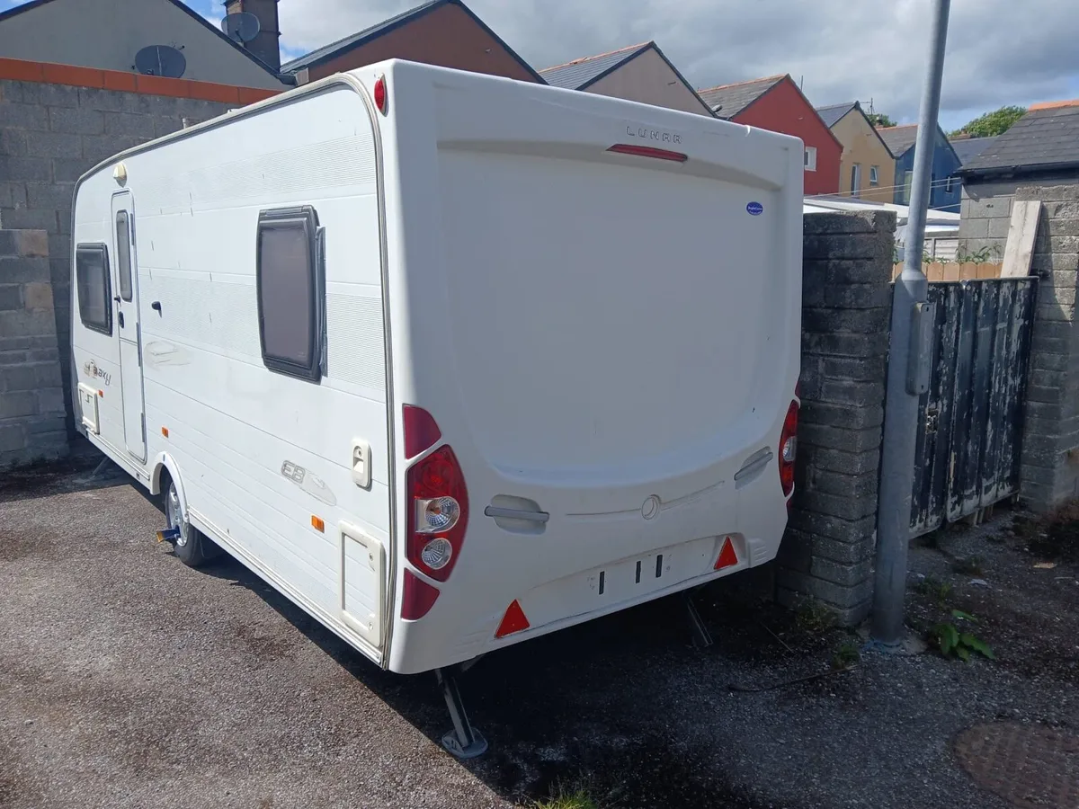Caravan - Image 2