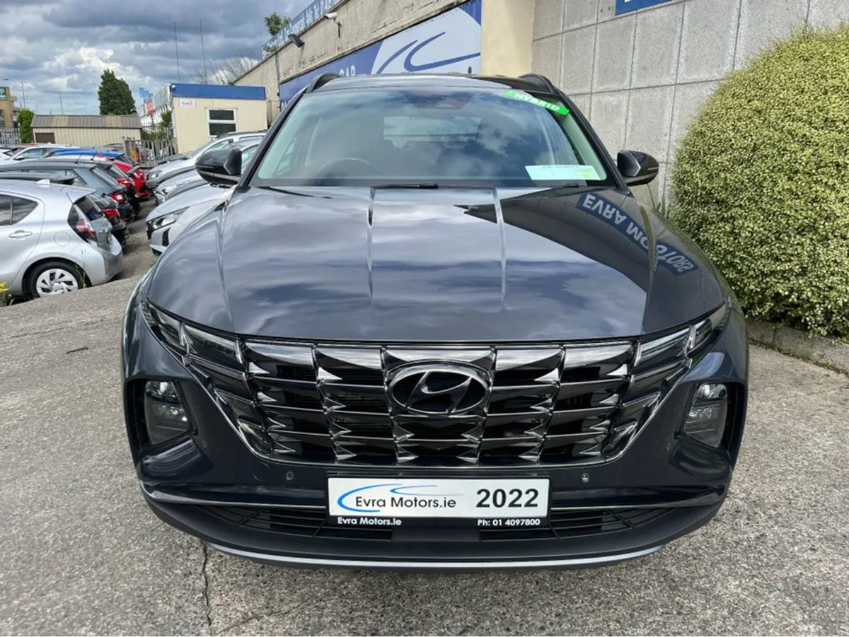 Hyundai Tucson Premium 1.6 Petrol Plug-in Hybrid - Image 2
