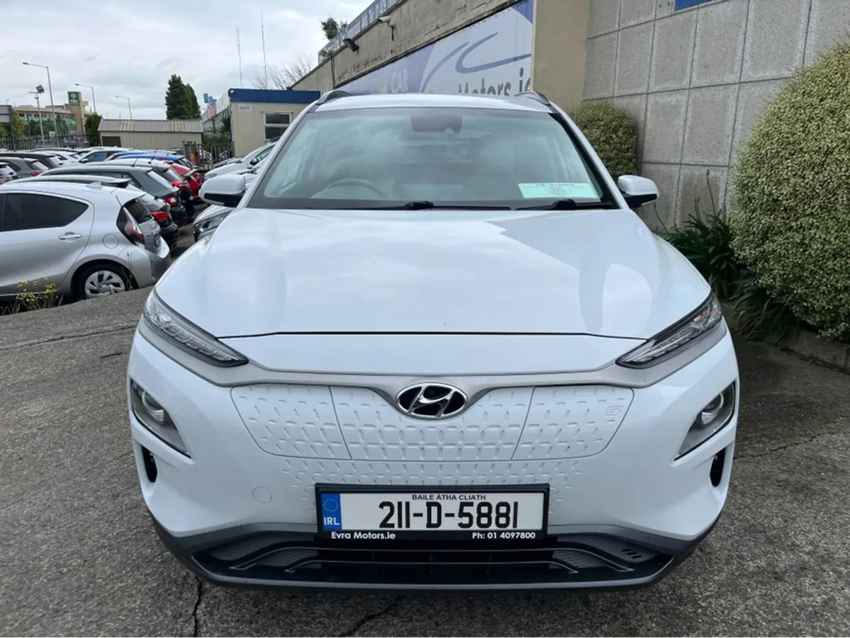 Hyundai Kona Kauai EV Premium 64kwh //facelift Mo - Image 2