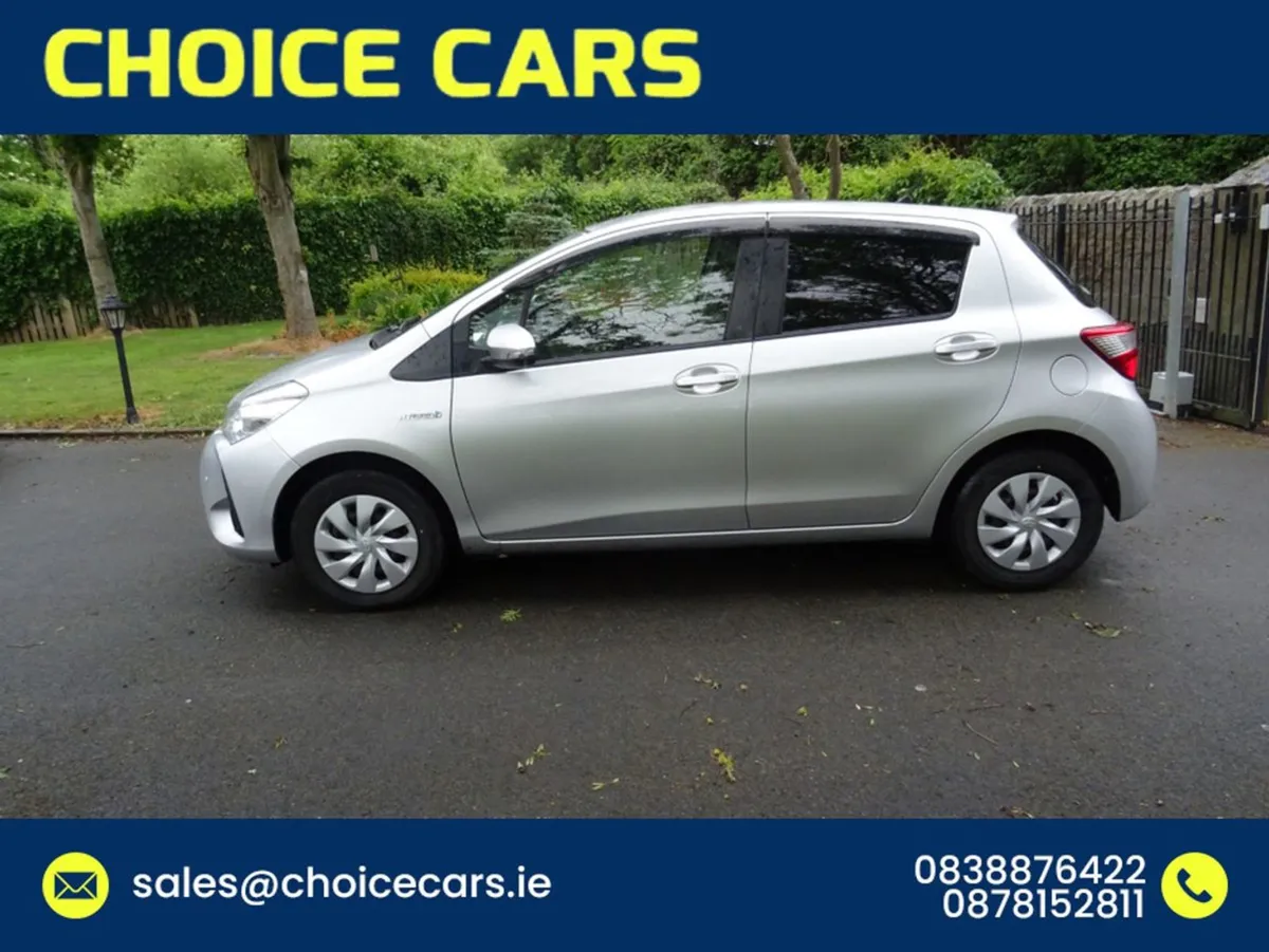 Toyota Yaris 1.5 Auto Hybrid Vitz - Image 3