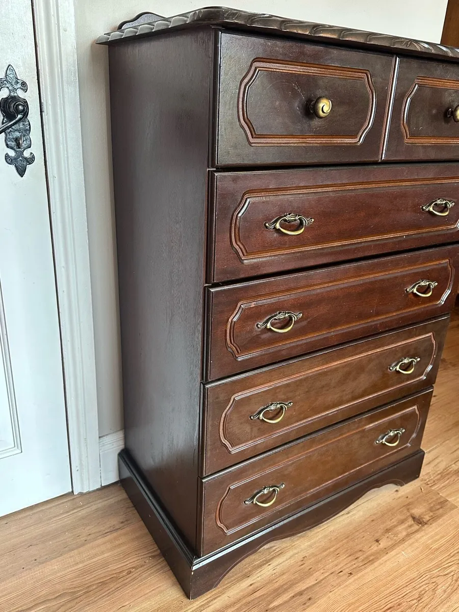 Mahogany 5 drawer chest of drawer - Image 2
