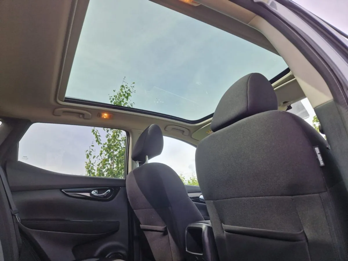 Nissan QASHQAI 1.5 SV 18 4DR - Image 2